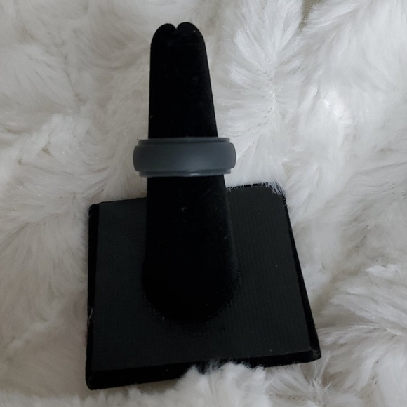 Mens Silicone Wedding Band 10 - Picture 4 of 7